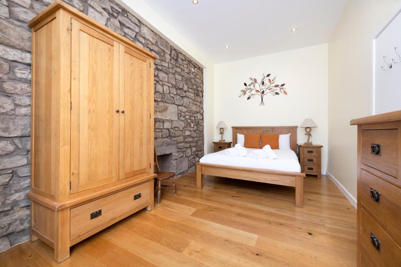 Joivy 1 Bed Flat In Old Town, Next To St Giles Cathedral Lejlighed EDI Eksteriør billede
