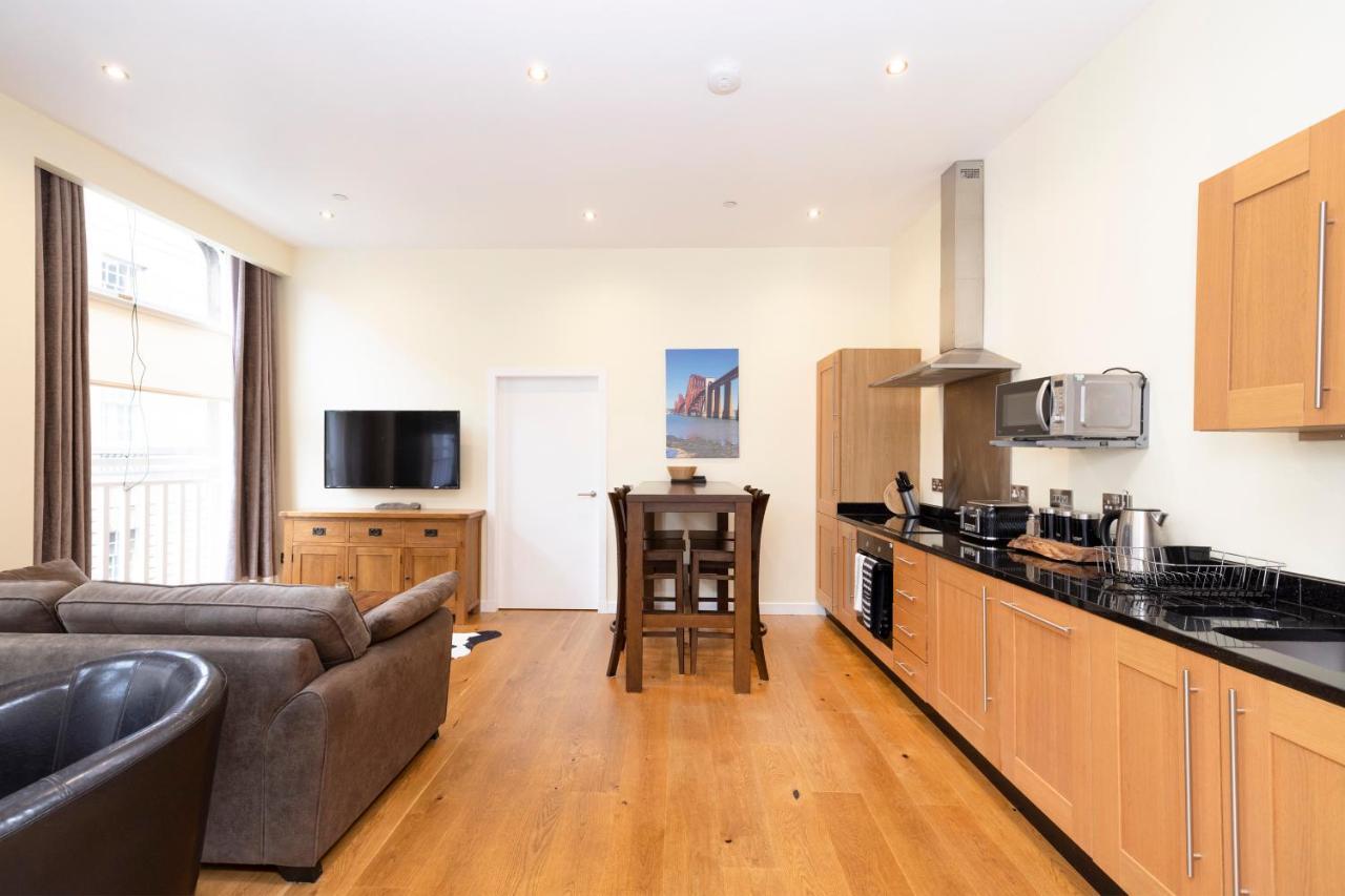Joivy 1 Bed Flat In Old Town, Next To St Giles Cathedral Lejlighed EDI Eksteriør billede