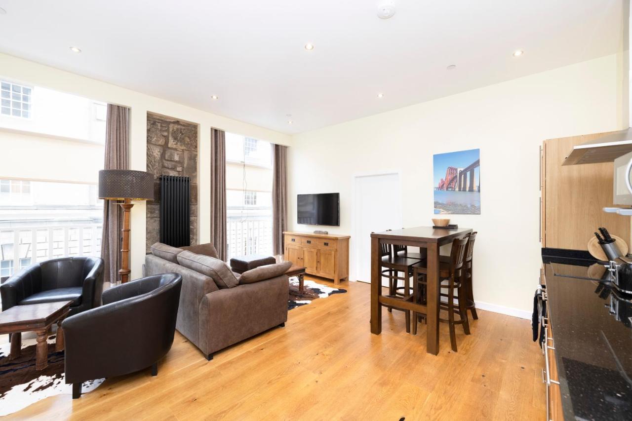 Joivy 1 Bed Flat In Old Town, Next To St Giles Cathedral Lejlighed EDI Eksteriør billede