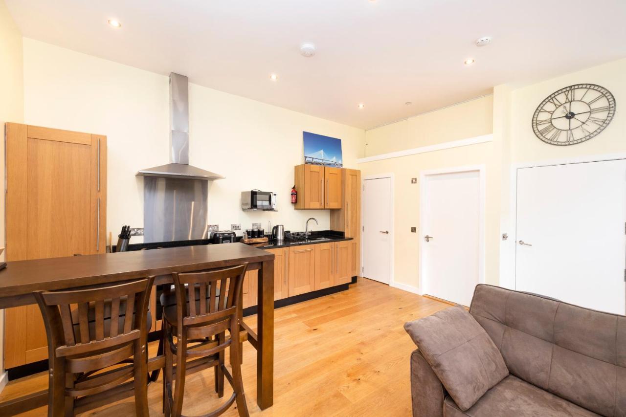 Joivy 1 Bed Flat In Old Town, Next To St Giles Cathedral Lejlighed EDI Eksteriør billede